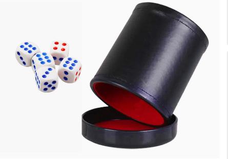 Board Game Yahtzee - كوب نرد جلدي مع غطاء بطانة