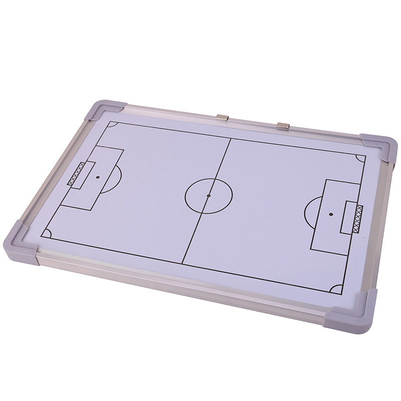 لوحة مغناطيسية تكتيكية لمدرب ا - مراجعة Board Game Football وسعره